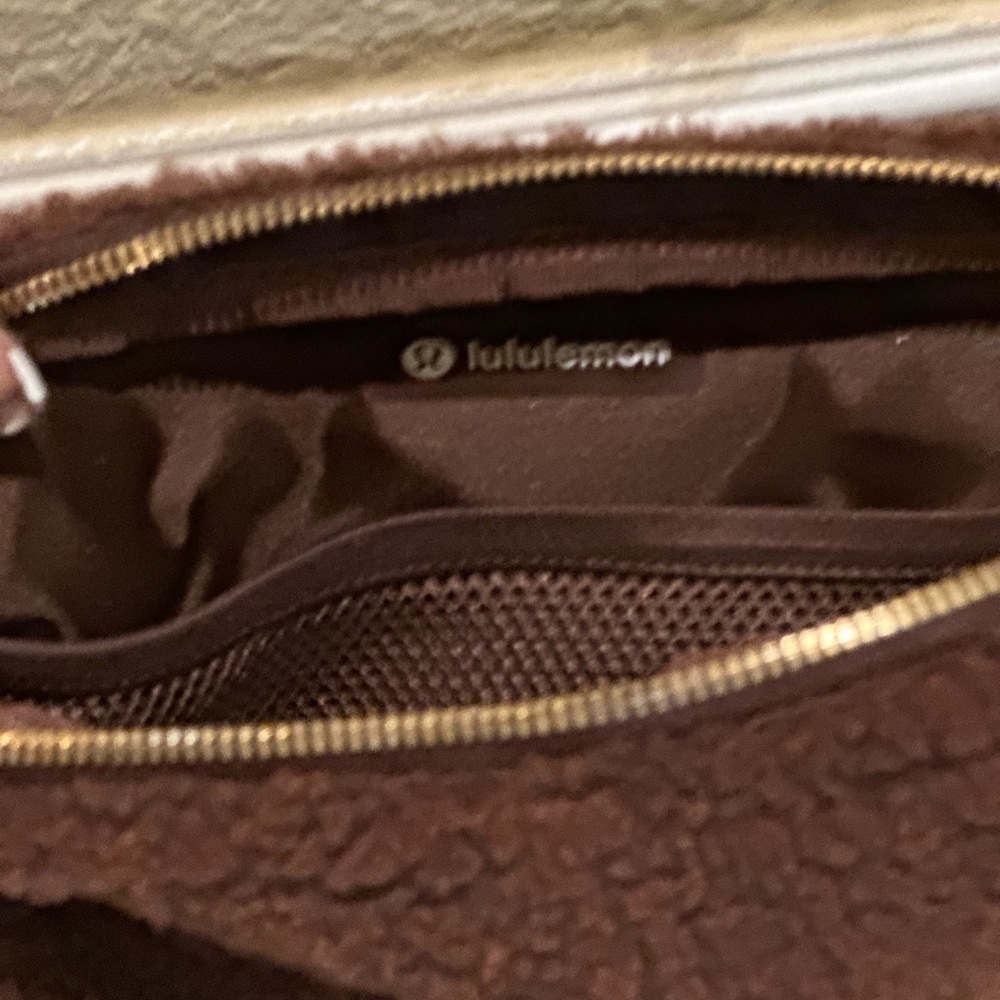 Lululemon Chocolate Fleece Pouch - Picture 4 of 8